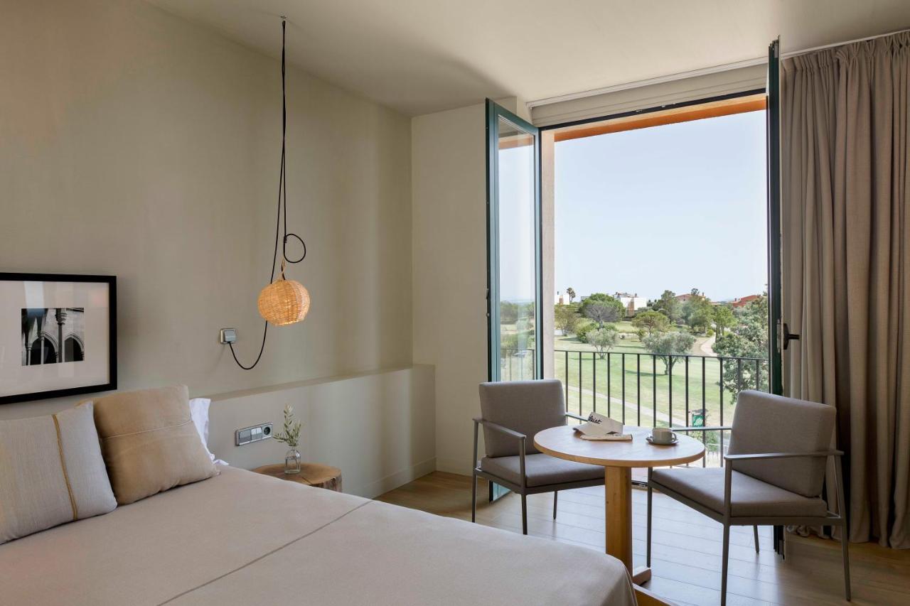 Wine & Golf Hotel
